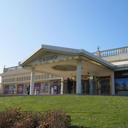 Entre Mer Et Falaises Le Tréport Exterior foto