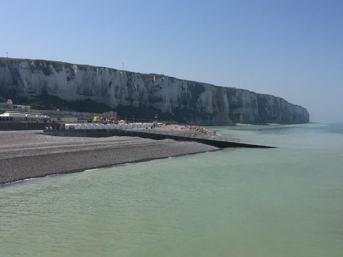Entre Mer Et Falaises Le Tréport Exterior foto